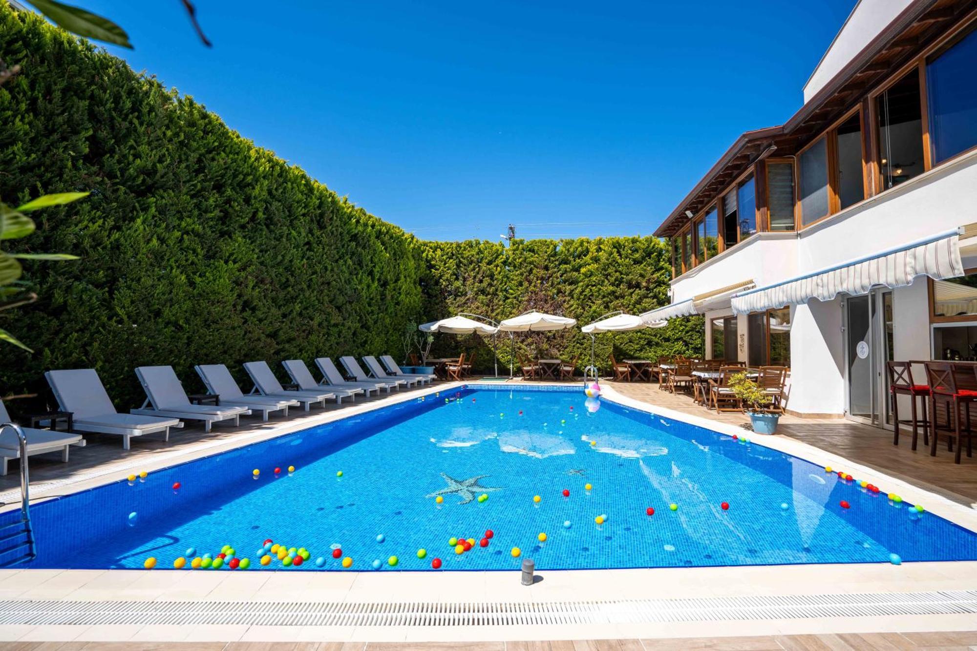 Cunda Giritlioglu Otel Adult Only Ayvalı Eksteriør billede